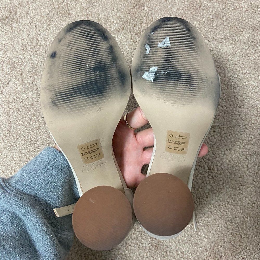 Aldo Light Gray Block Heels - Picture 3 of 4